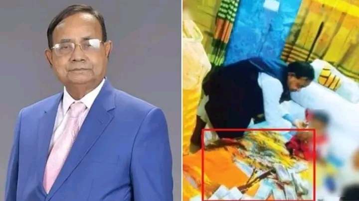সাবেক রেলমন্ত্রী মুজিবুলের বিছানাজুড়ে টাকা আর টাকা।
